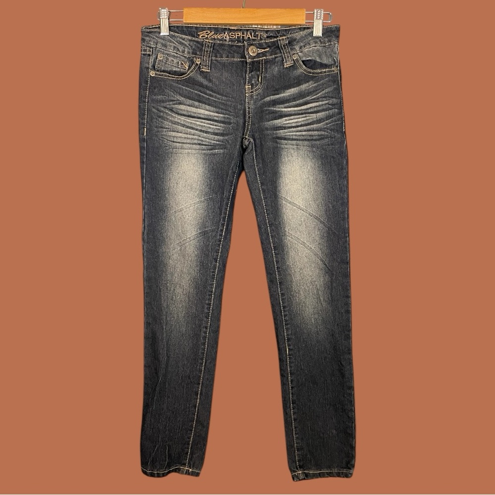Blue Asphalt Women’s Blue Mid Wash Low Rise Skinny Jeans Size 5 Short